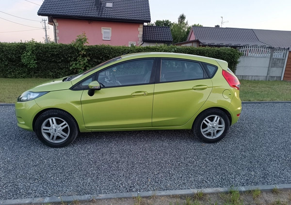 Ford Fiesta cena 22950 przebieg: 169500, rok produkcji 2012 z Staszów małe 497